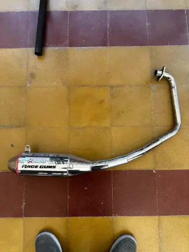 [OUT7] BAJAJ ROUSER 125/135 OUTLET